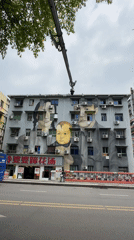 Morning street life documented in graffiti-rich Jiulongpo District