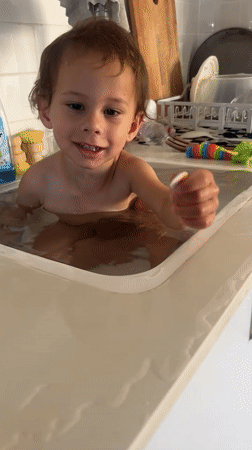 Toddler bath time captured by witnesses in Kiryat Bialik