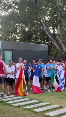 Sporting group gathers at Ko Samui wellness and padel facility