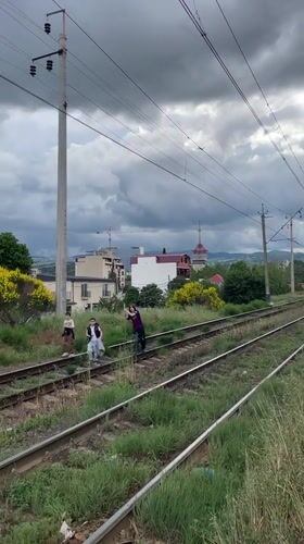 Witness documents everyday street life across Tbilisi neighborhoods