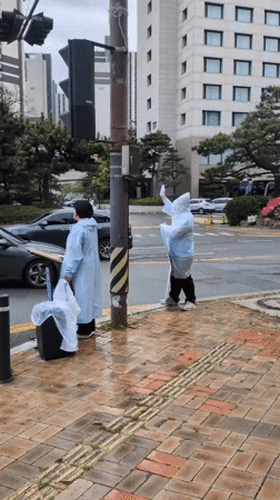 Overcast morning street scenes documented across Ulsan, South Korea