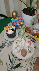 Easter celebration documented in Izhevsk home with traditional decorations