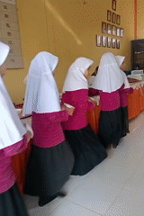 Indonesian Students Participate in School Activities and Performance