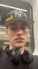Yankees fan spotted on Buenos Aires public transport