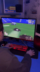 Evening gaming and dining session documented in Severodvinsk apartment