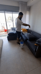 Morning domestic activities observed in Ramat Gan homes