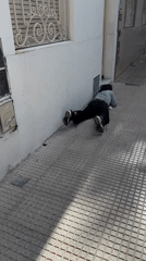 Man observed lying on sidewalk in Buenos Aires