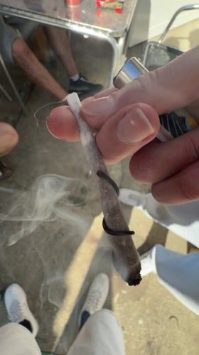 Friends gather for casual backyard hangout in Vila Real