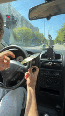 Driver plays golden cymbal at red light in Plovdiv