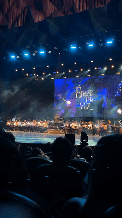 Orchestra performs 'Érase una vez' presentation at Puebla theater