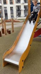 Families spend afternoon at Izhevsk playground with children, ice cream