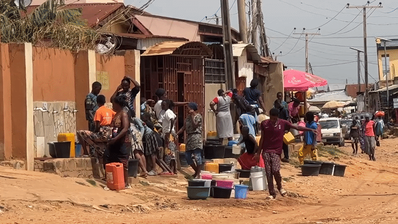 Daily urban life: water collection, shopping, street markets documented