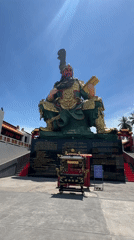 Guan Yu temple in Baan Hua Thanon, ornate and quietly striking