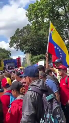 Political rally draws crowds with Venezuelan flags in Caracas