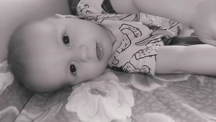 Morning family moments with baby documented in Tobolsk home