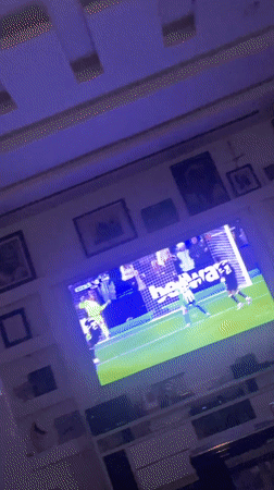Premier League match broadcast shows Brighton leading Chelsea 3-0