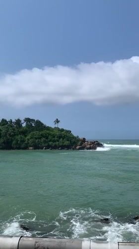 Tropical coastline scenery documented by witnesses in Goviyapana, Sri Lanka