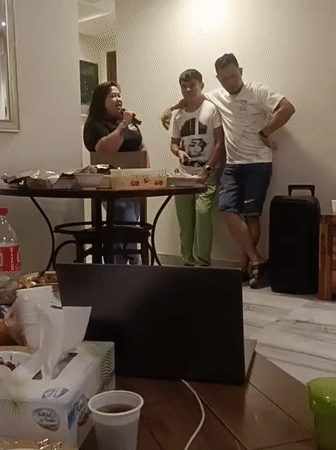Dubai residents host karaoke dinner party, capture nighttime cityscape