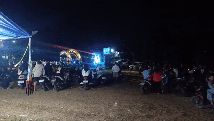 Nighttime festival in Karangdoro features illuminated dragon performance
