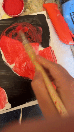Artist paints, woman poses for photos in Tbilisi