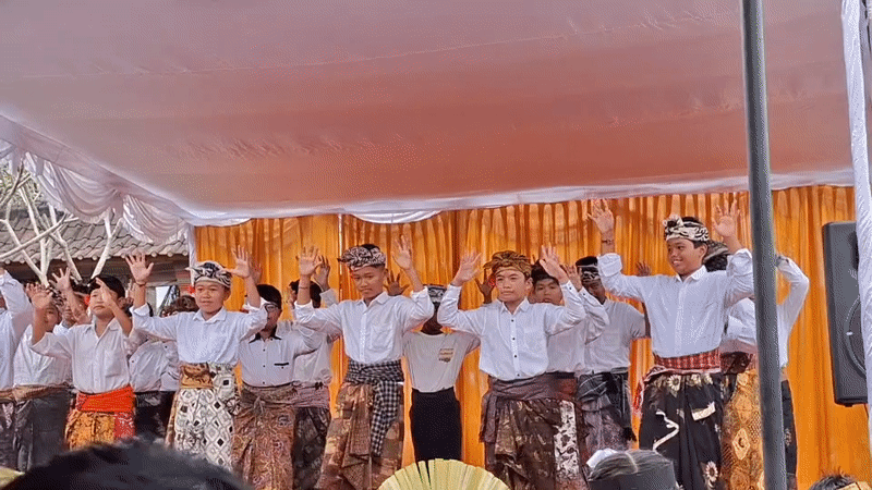 Traditional Balinese dance performances by children in Blahbatuh, Indonesia
