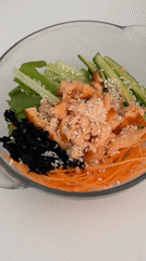 Tel Aviv resident documents cake decorating and salad preparation