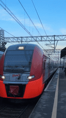 Moscow commuter captures everyday transit and cityscape moments