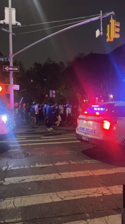 Silent disco crowd draws NYPD response at NYC intersection
