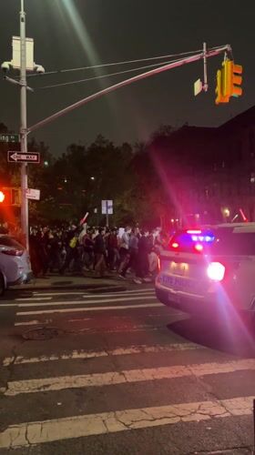 Silent disco crowd draws NYPD response at NYC intersection