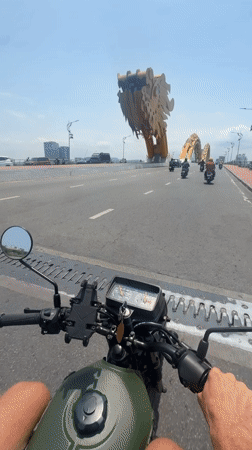Motorcyclist crosses iconic Dragon Bridge in Da Nang