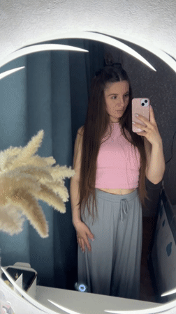 Woman documents evening routine with selfies before night drive