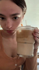 Iced coffee and polka dot nails in Tlaxcalancingo
