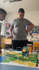 Students conduct LEGO robotics workshop in Zlatograd school