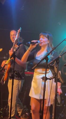 Live music performance and evening scenes around Barcelona