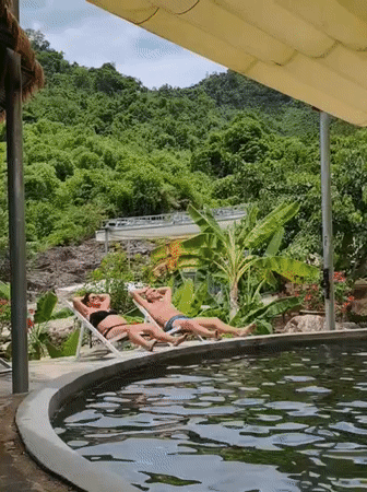 Waterfall swimming spot buzzing with visitors in Khanh Vinh