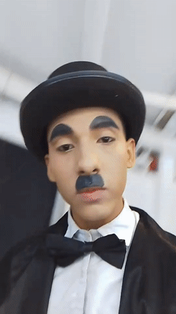 Broadway-themed costume event at Venezuelan resort features classic character performers
