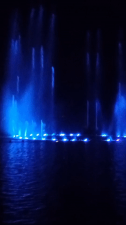 Wrocław fountain show mixes water jets, light projections, and live guitar