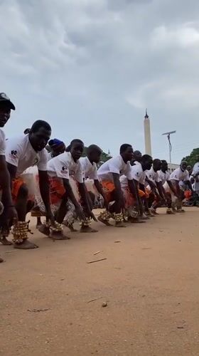 Traditional dance performance draws crowds near Emir's Palace in Kafanchan