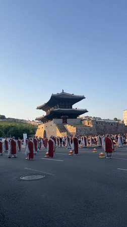 Buddhist monks hold lantern procession near Seoul's Namdaemun Gate