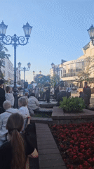 Live music and street sculptures on a Brest summer afternoon