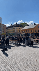Outdoor gathering draws crowds to Uppsala town square