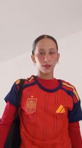 Selfie session in Spanish soccer jersey, Porlamar