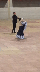 Synchronized dance groups perform in La Paz plazas