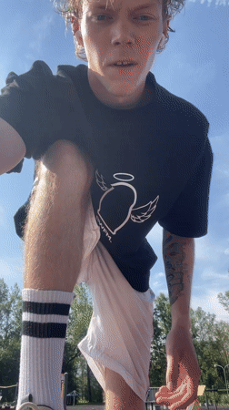 Street gym session in Krasnoyarsk on a summer afternoon