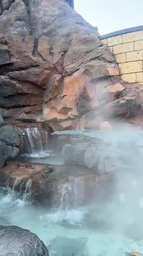 Evening crowds gather at Disney Springs Rainforest Cafe