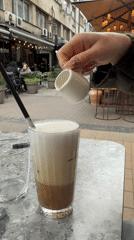 Sofia residents document ordinary Thursday afternoon moments across city