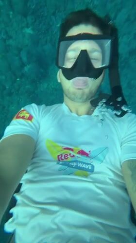 Night snorkeler spotted in TUSA gear off Nusa Penida