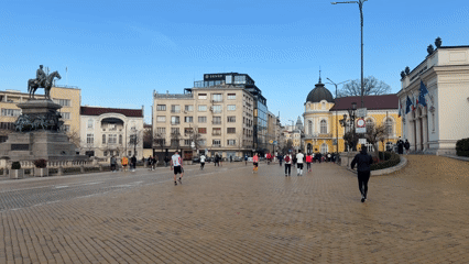 Early morning running event draws crowds to Sofia squares