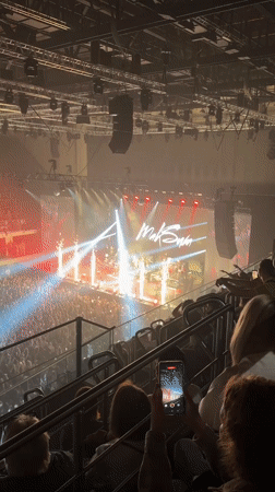 MakSim concert draws packed crowd at Ufa arena