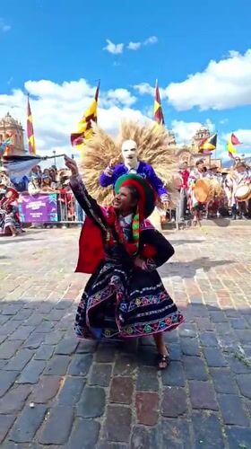 Traditional Andean festival takes over Cuzco's Plaza de Armas